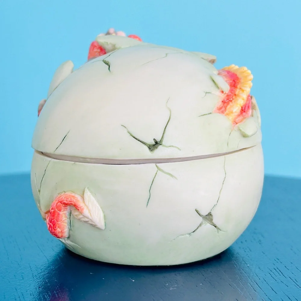 NEW in BOX Studio Collection, Veronese Design Fantasy Dragon Trinket Box